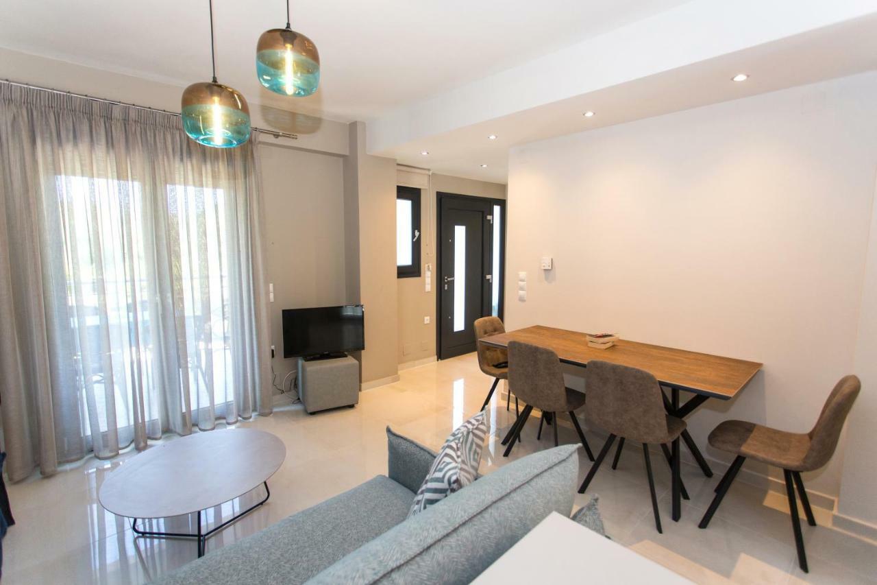 Moonline Maisonettes & Apartments Parga Buitenkant foto